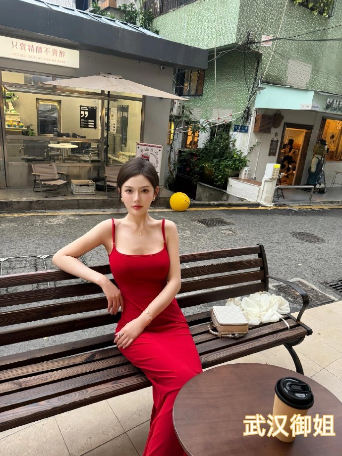 穿普拉达的女王